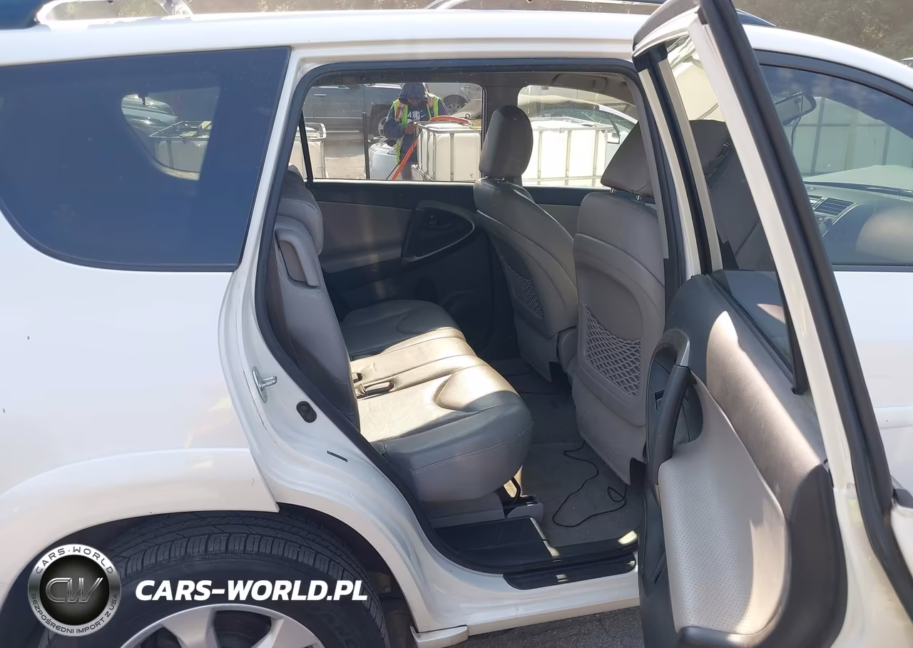 2010 Toyota Rav4 Limited V6 VIN:JTMDK4DV8AD017146 - 8