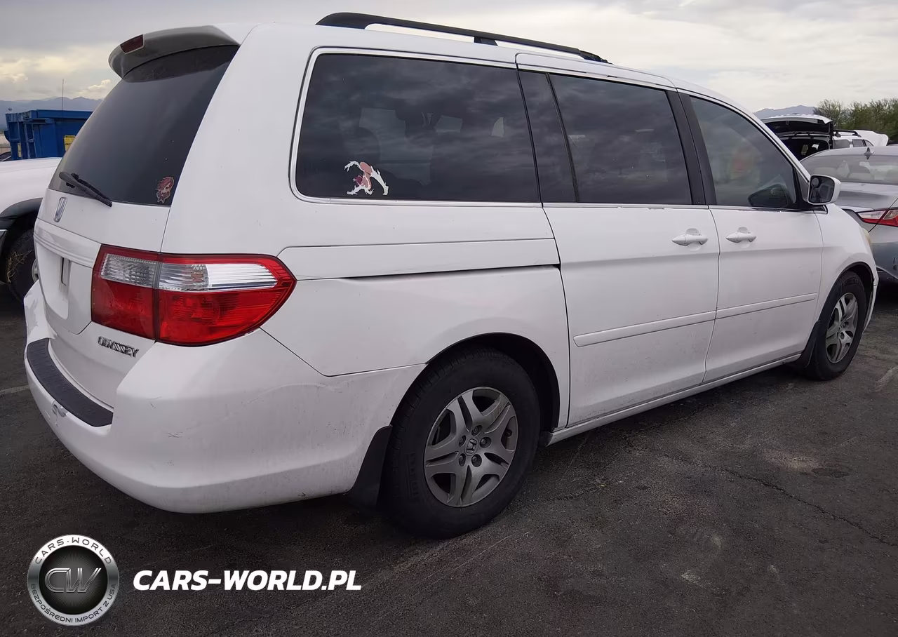 2005 Honda Odyssey VIN:5FNRL38725B079603 - 4