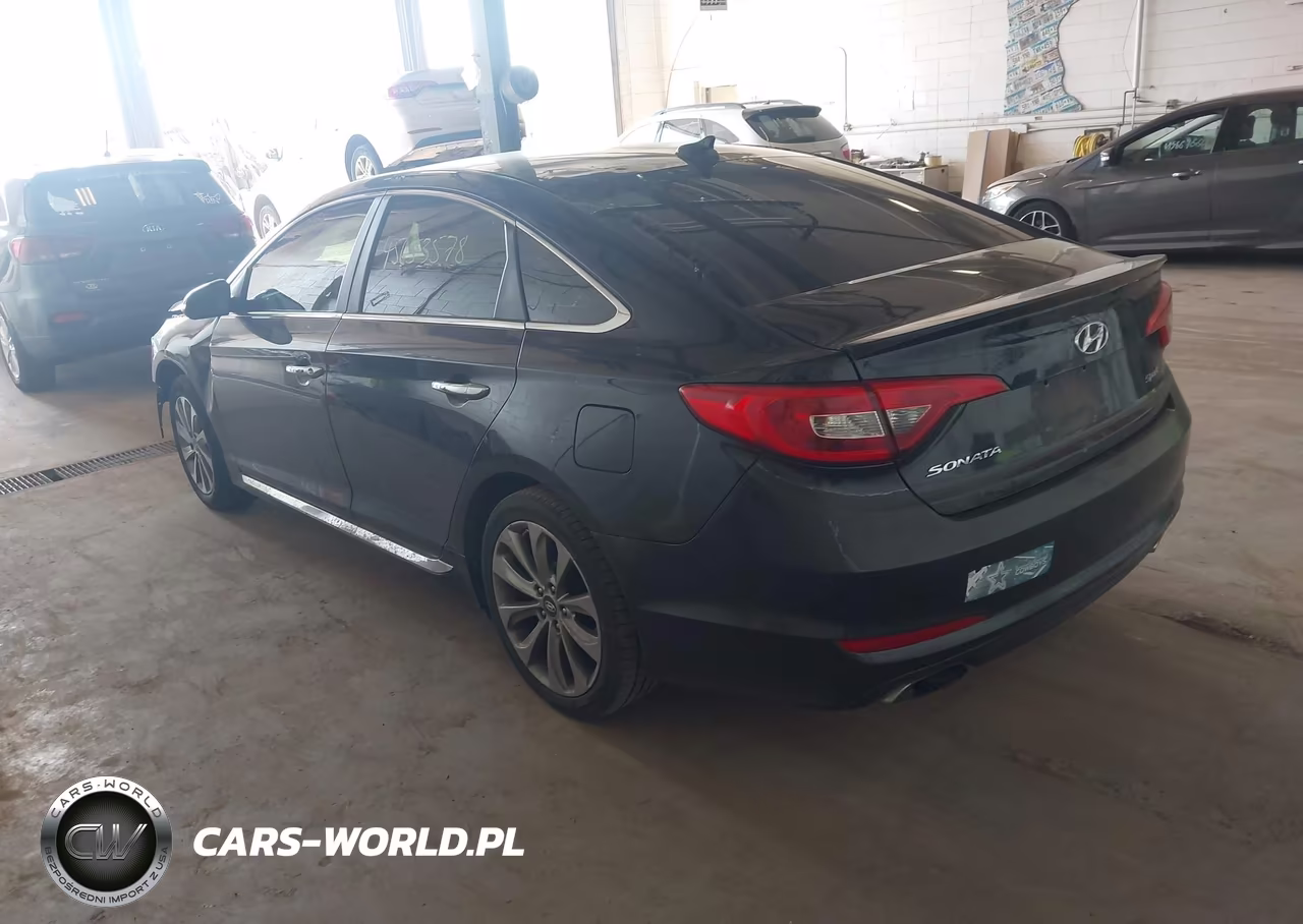 2016 Hyundai Sonata Sport VIN:5NPE34AF8GH289763 - 3