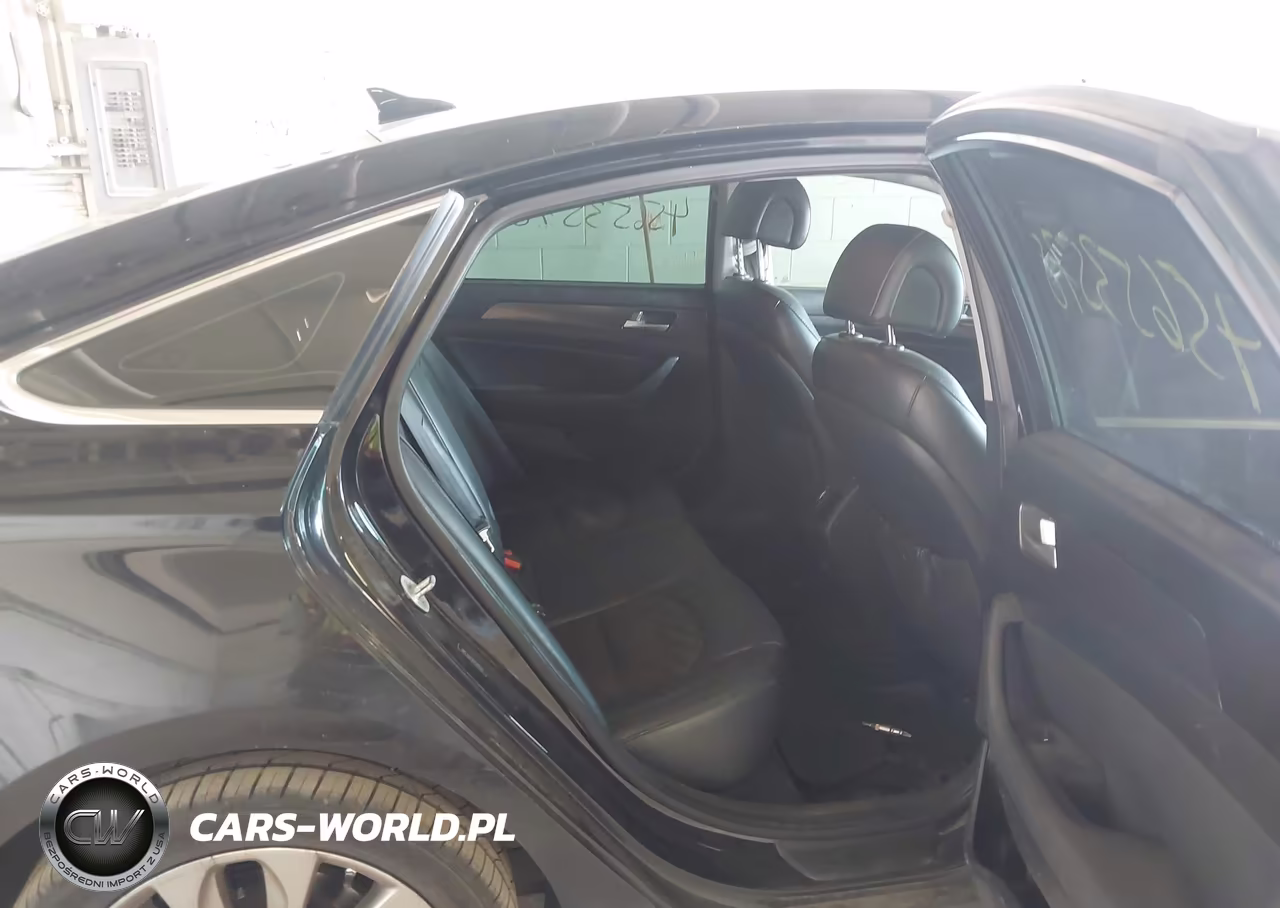 2016 Hyundai Sonata Sport VIN:5NPE34AF8GH289763 - 8