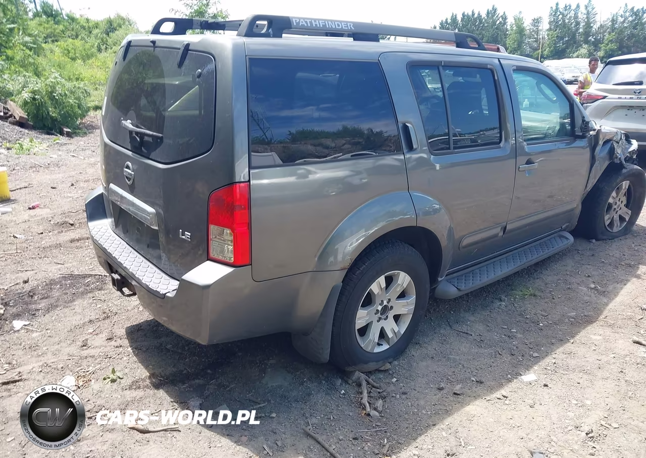 2005 Nissan Pathfinder Le VIN:5N1AR18W95C785578 - 4
