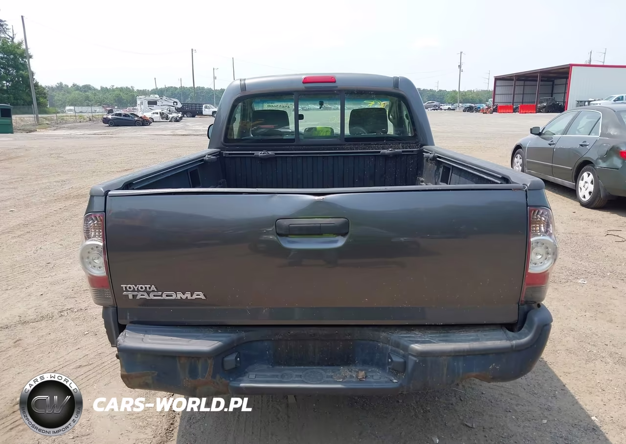 2010 Toyota Tacoma VIN:5TENX4CN7AZ710689 - 16