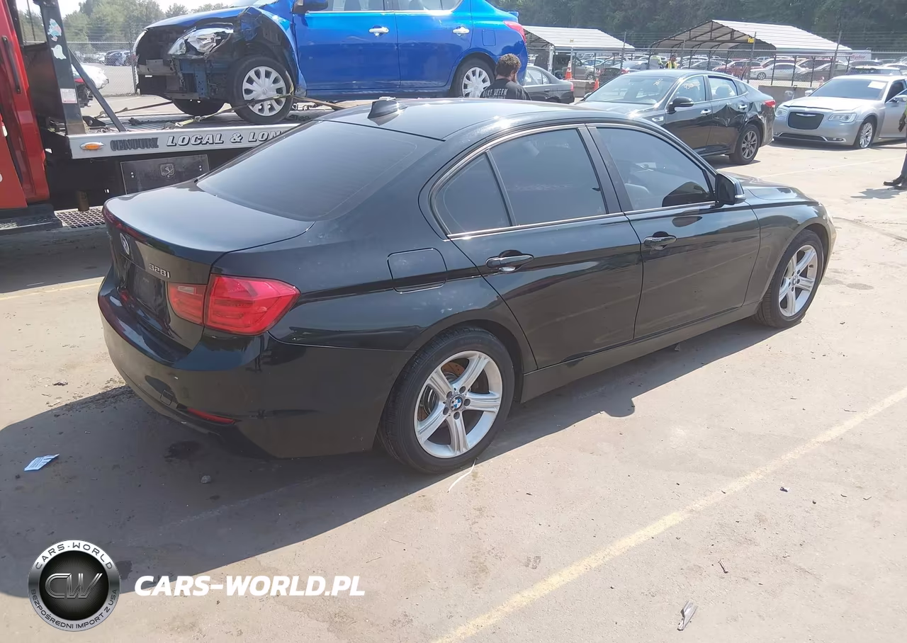 2013 BMW 328I xDrive VIN:WBA3B3C52DF538439 - 4