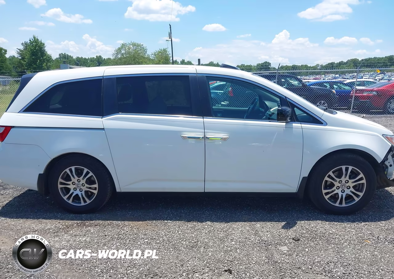 2011 Honda Odyssey Ex-L VIN:5FNRL5H64BB039926 - 14