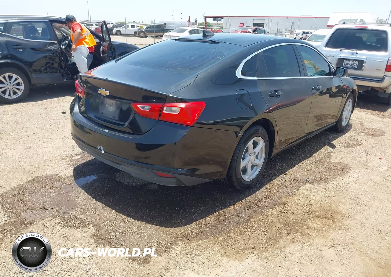 2018 Chevrolet Malibu 1Ls VIN:1G1ZB5ST1JF251090 - 4