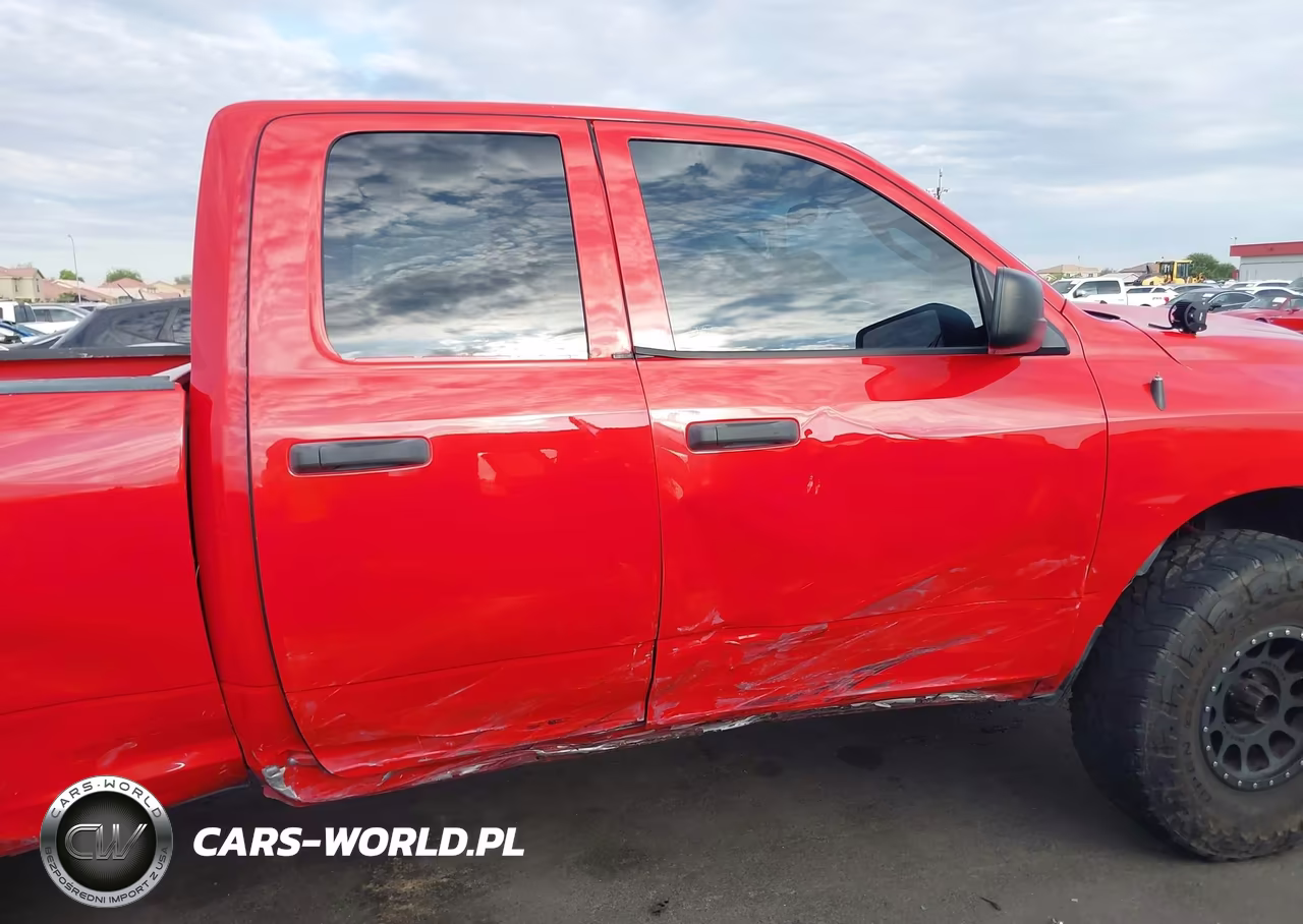 2017 Ram 1500 Express 4X2 6'4 Box VIN:1C6RR6FG0HS585187 - 13