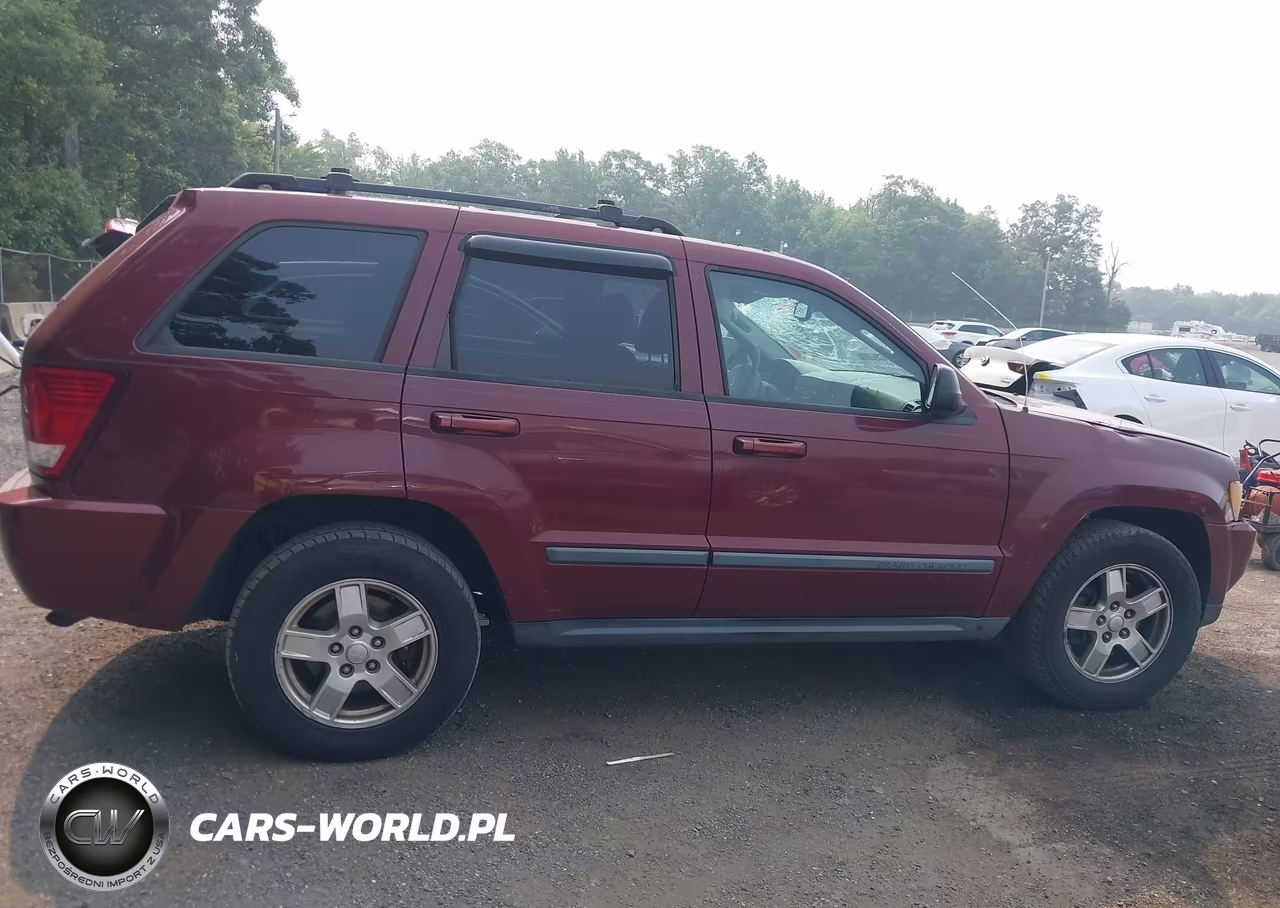 2007 Jeep Grand Cherokee Laredo VIN:1J8HR48N17C525330 - 13