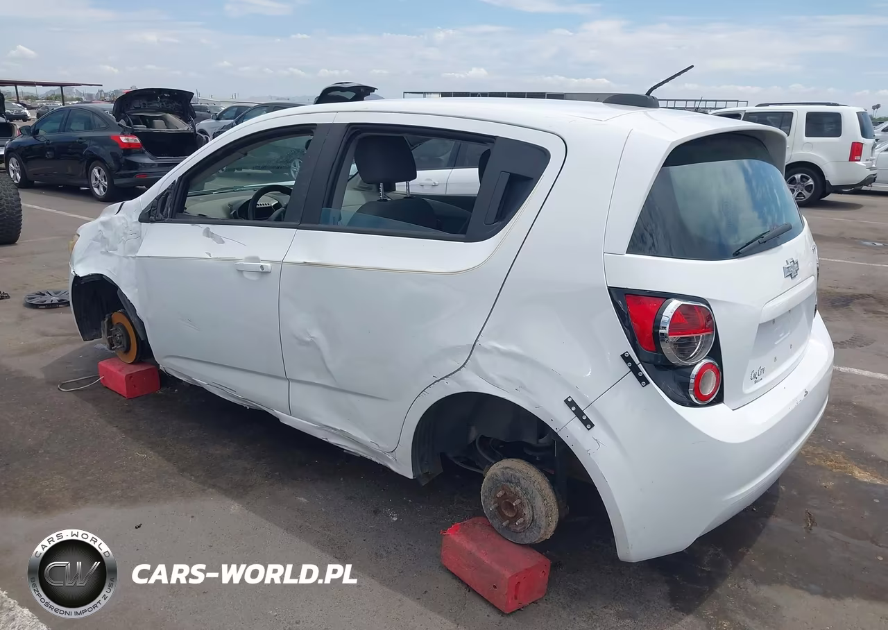 2015 Chevrolet Sonic Ls Auto VIN:1G1JA6SH8F4131016 - 3