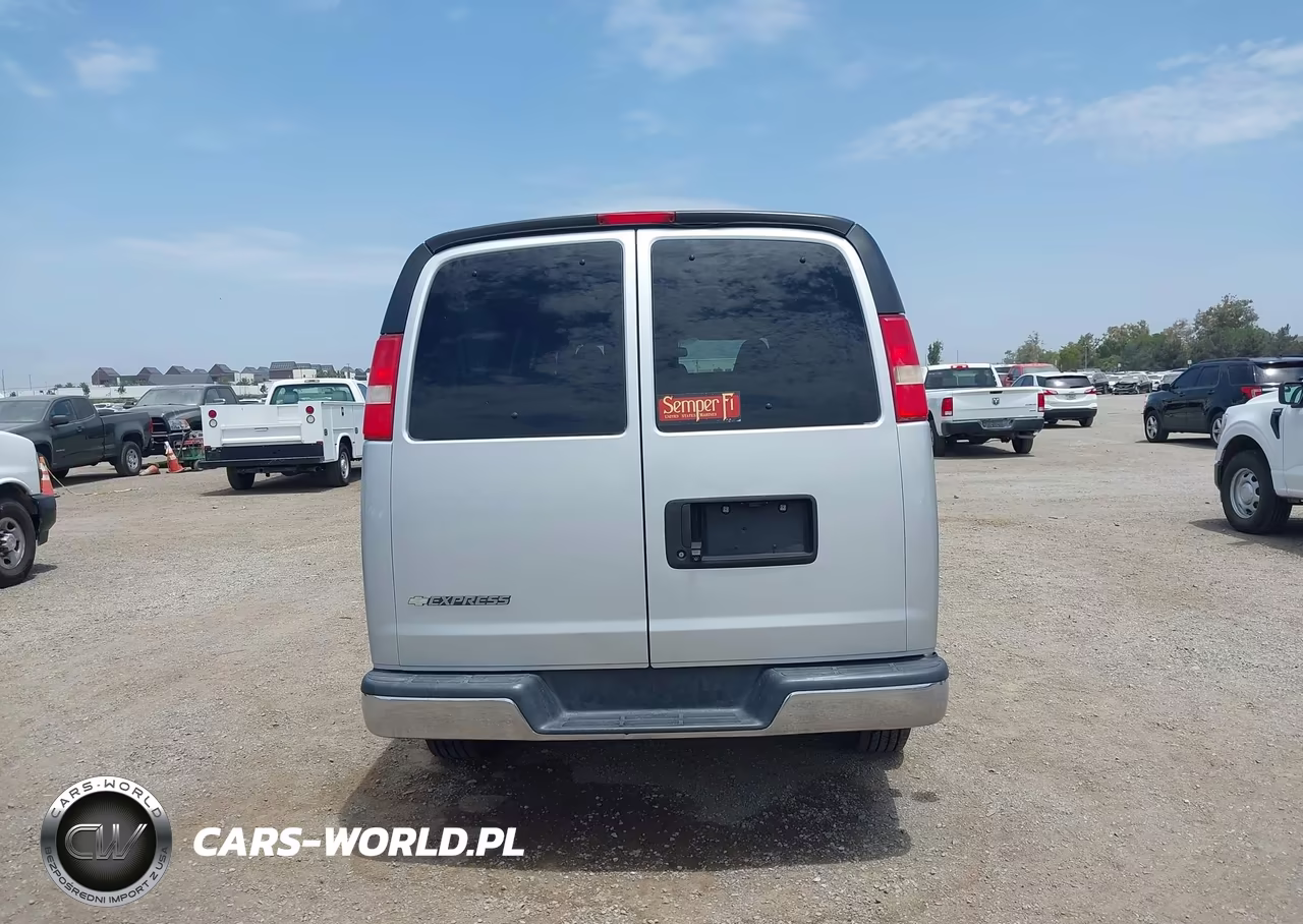2017 Chevrolet Express 3500 Lt VIN:1GAZGPFF6H1272915 - 17