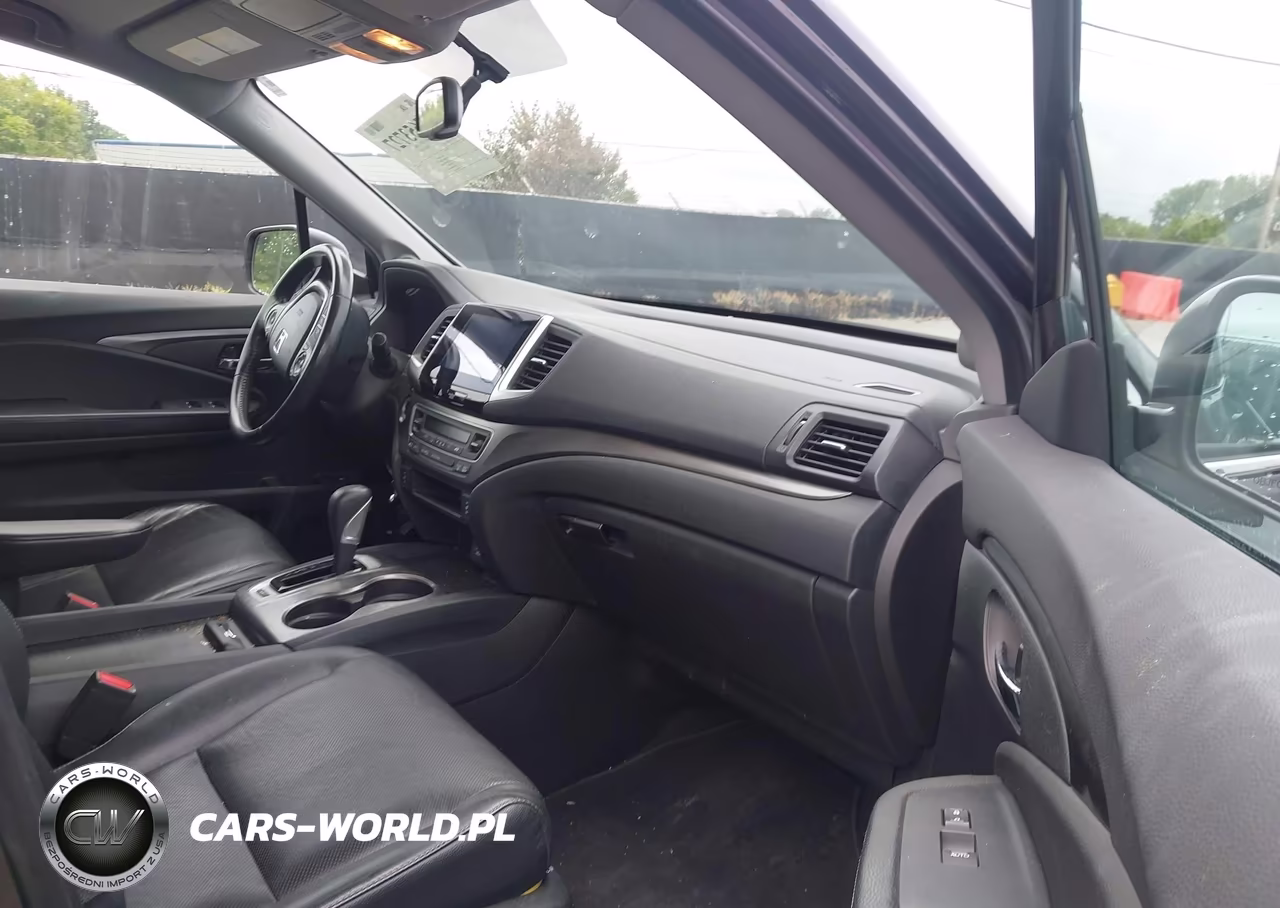 2017 Honda Ridgeline Rtl-T VIN:5FPYK3F65HB013678 - 5