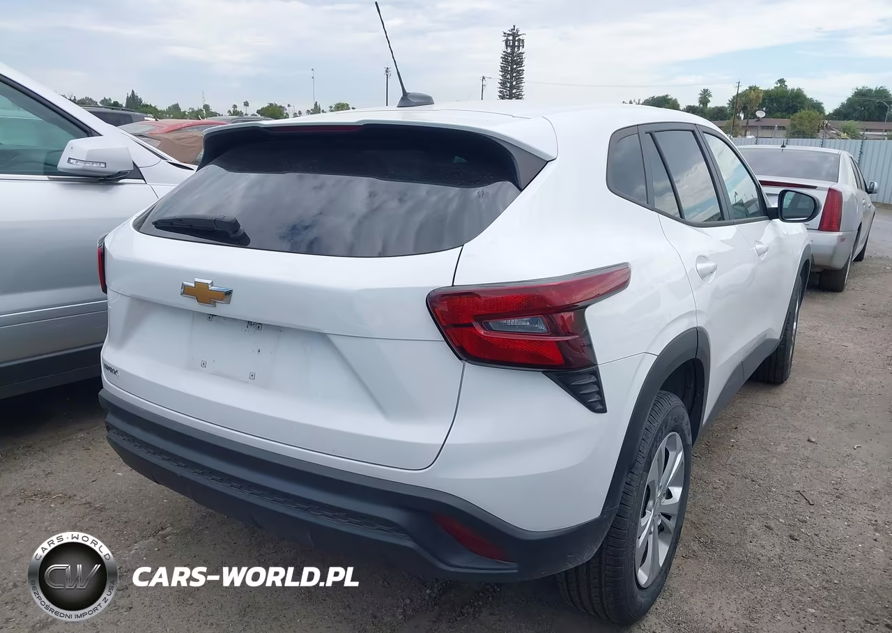 2024 Chevrolet Trax Fwd Sp VIN:KL77LFE20RC135300 - 4