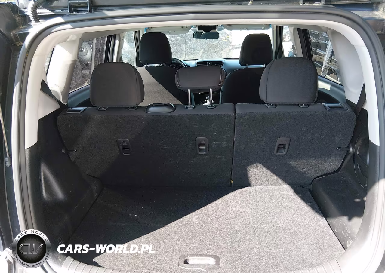 2019 Kia Soul VIN:KNDJN2A22K7917100 - 19