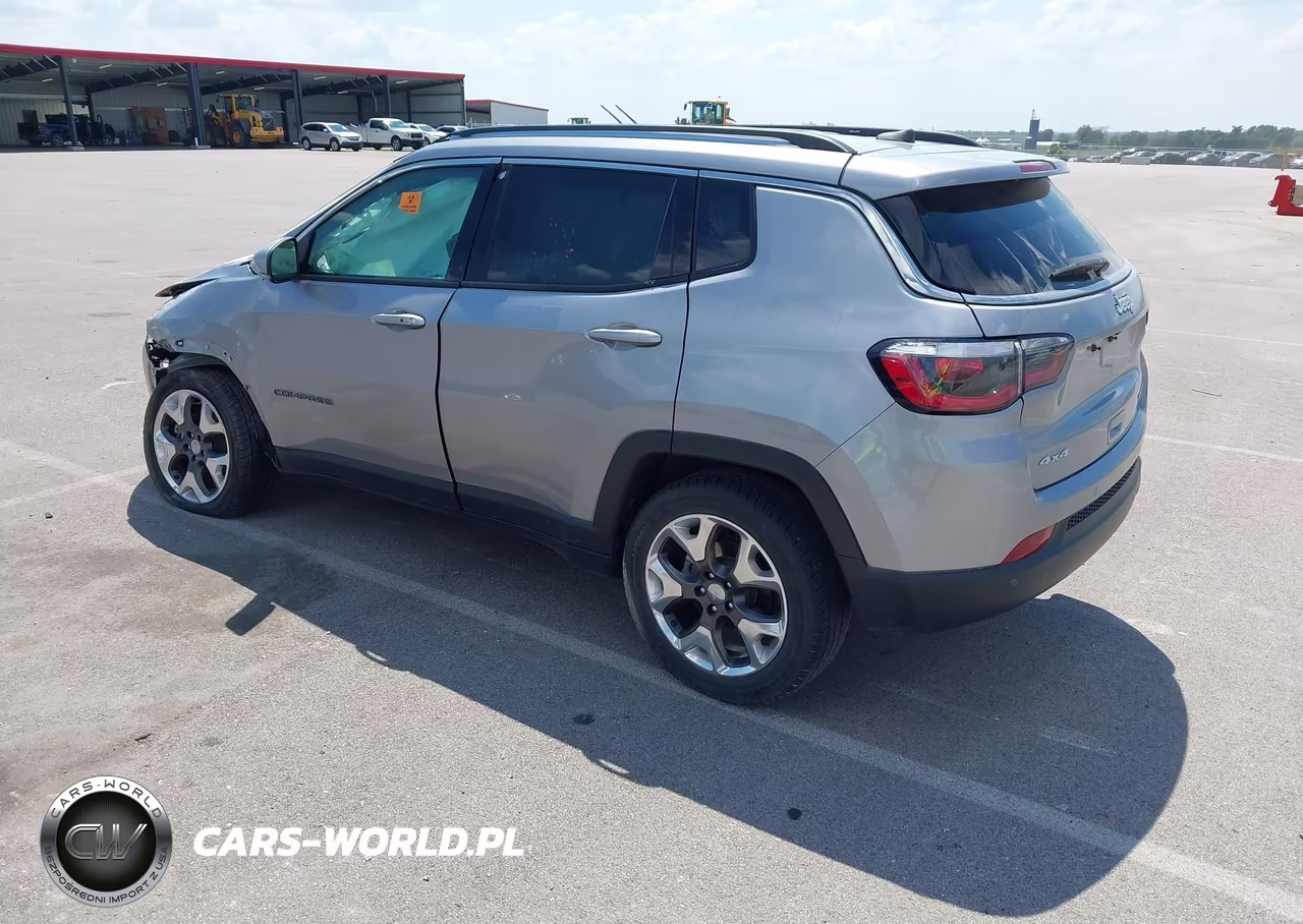 2018 Jeep Compass Limited 4X4 VIN:3C4NJDCB5JT463523 - 3
