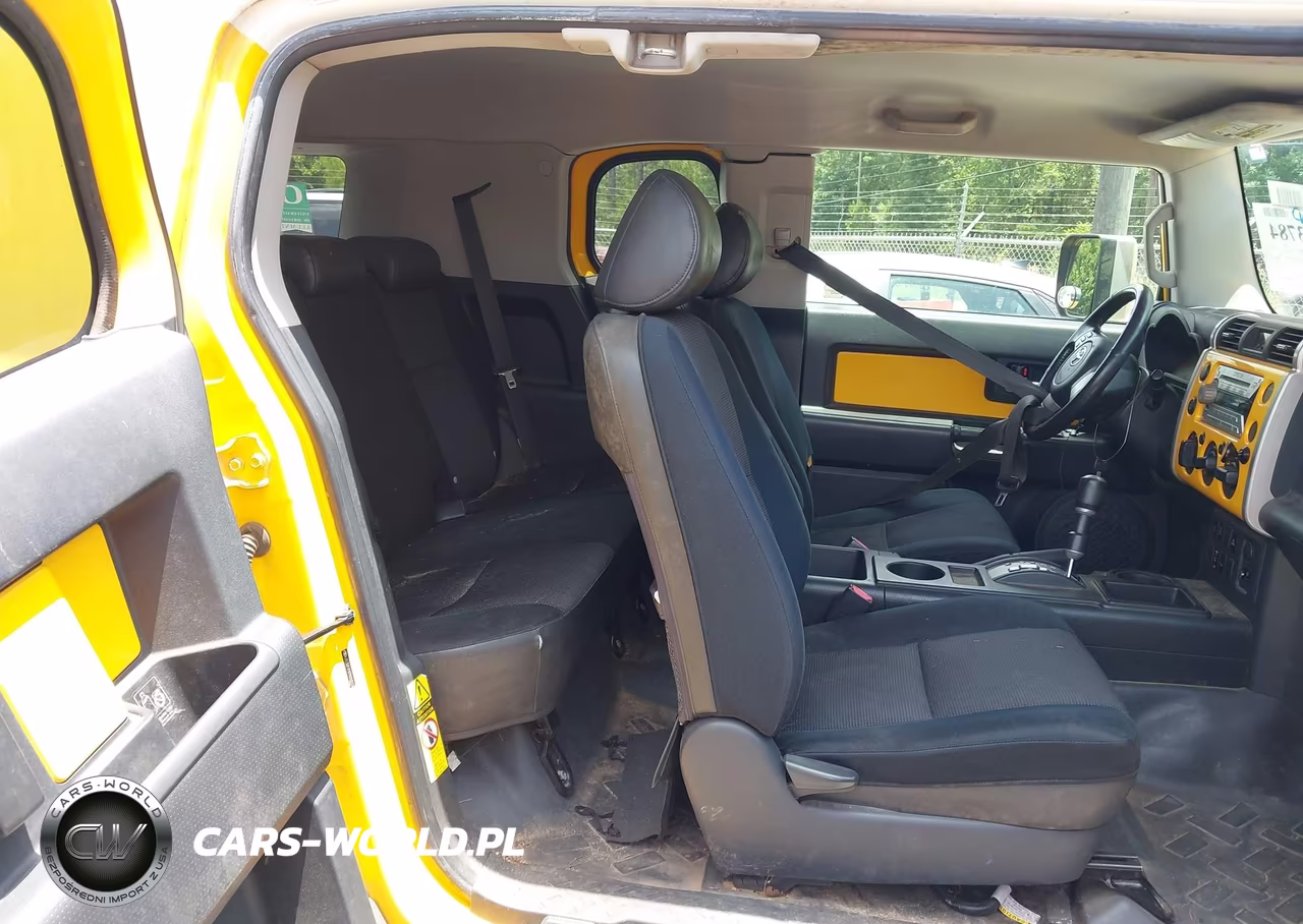 2007 Toyota Fj Cruiser VIN:JTEZU11F870002573 - 8