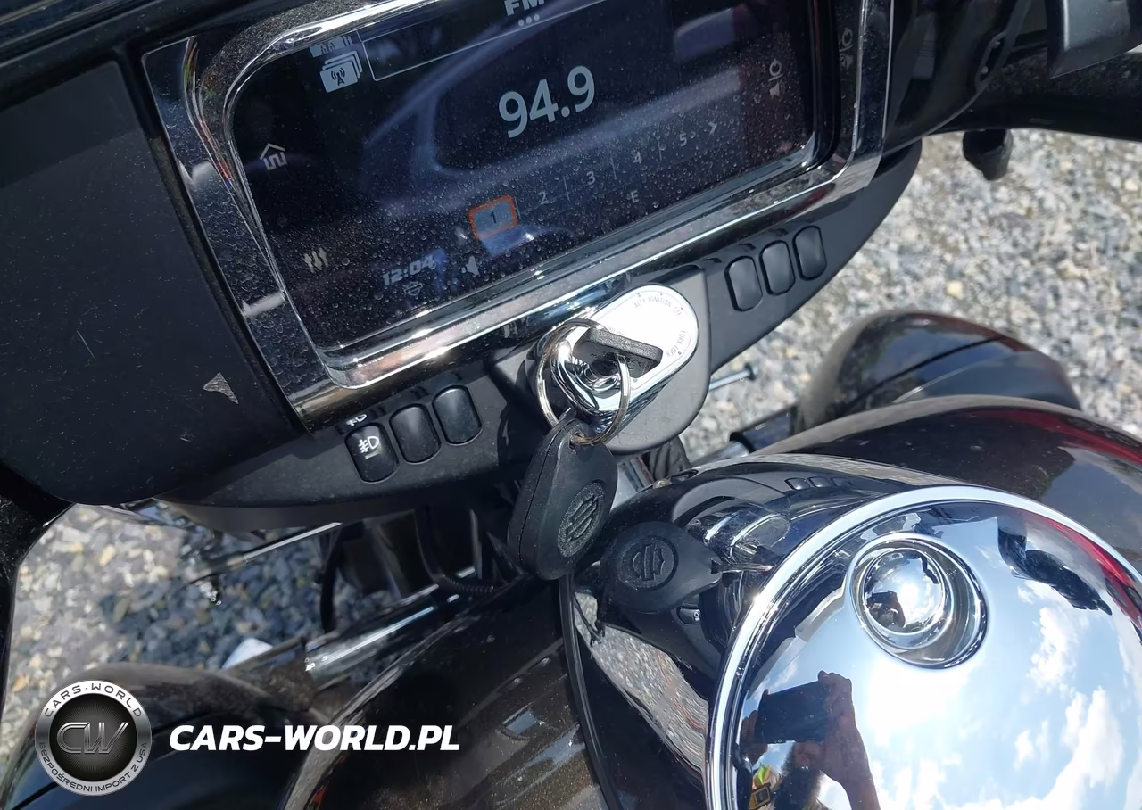 2020 Harley-Davidson Flhtcutg VIN:1HD1MAF19LB854460 - 11