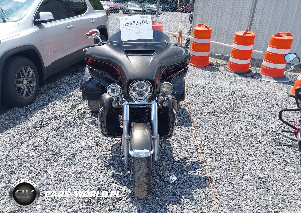 2020 Harley-Davidson Flhtcutg VIN:1HD1MAF19LB854460 - 5