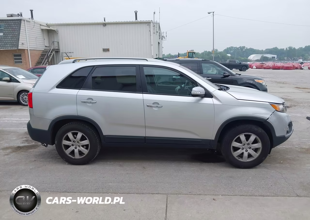 2012 Kia Sorento Lx VIN:5XYKT3A6XCG267245 - 13