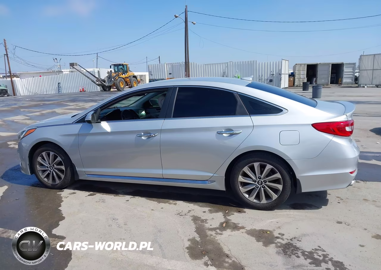2015 Hyundai Sonata Sport VIN:5NPE34AF2FH238905 - 14