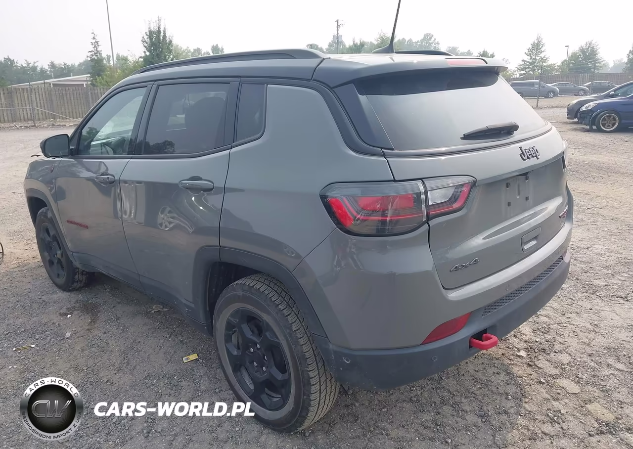 2024 Jeep Compass Trailhawk 4X4 VIN:3C4NJDDN1RT589897 - 3