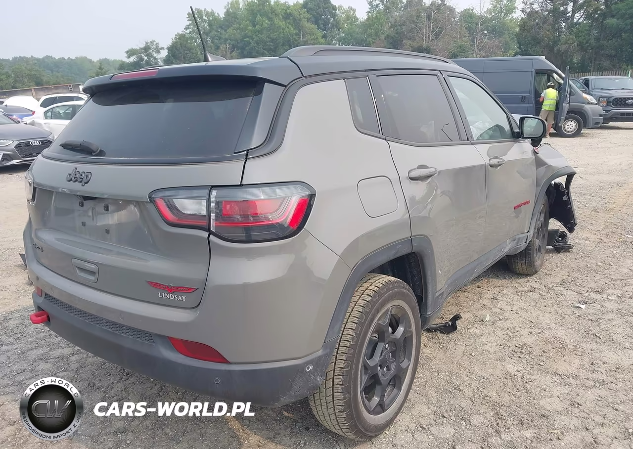 2024 Jeep Compass Trailhawk 4X4 VIN:3C4NJDDN1RT589897 - 4