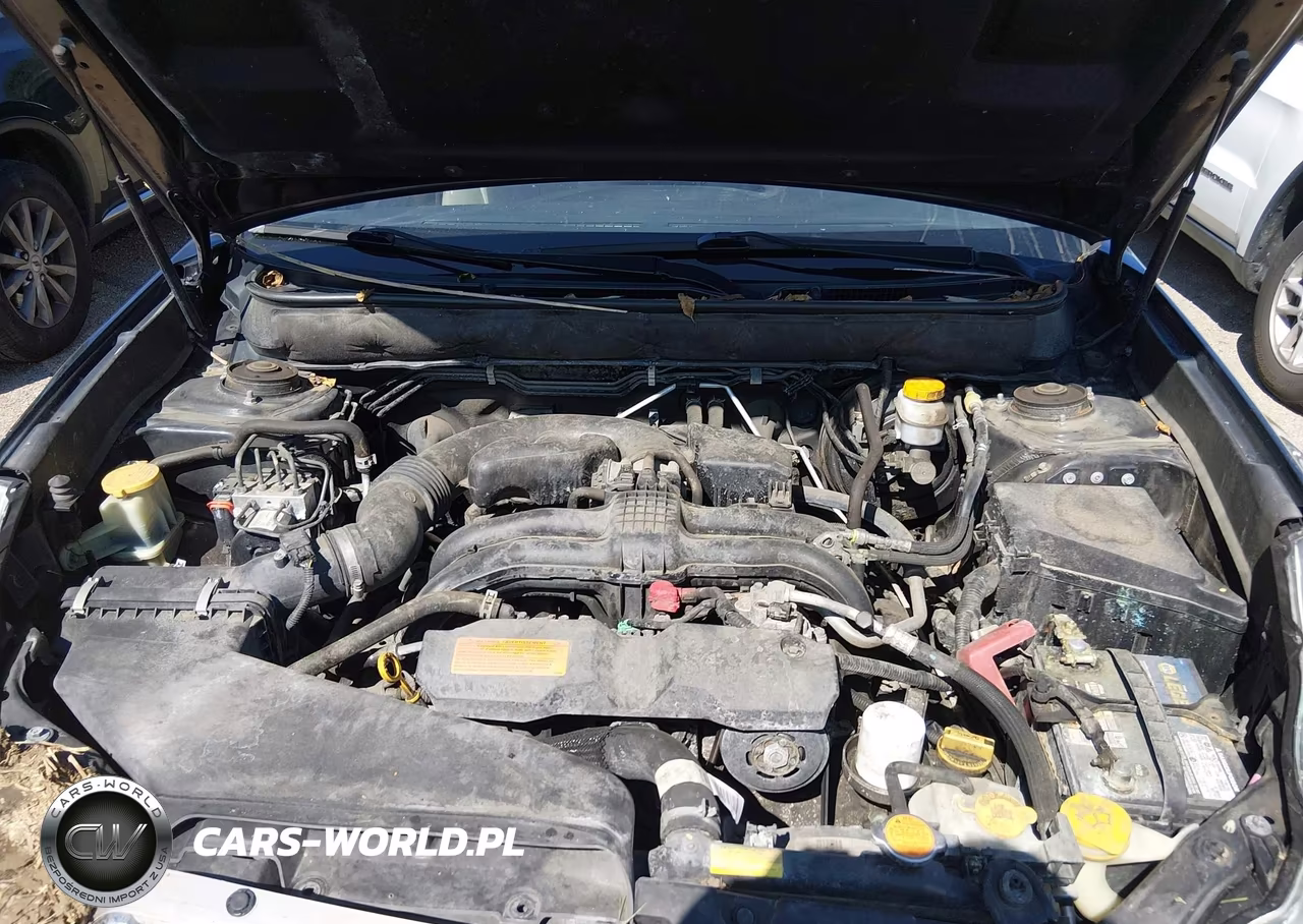 2014 Subaru Outback 2.5I Premium VIN:4S4BRBCC8E3325741 - 10