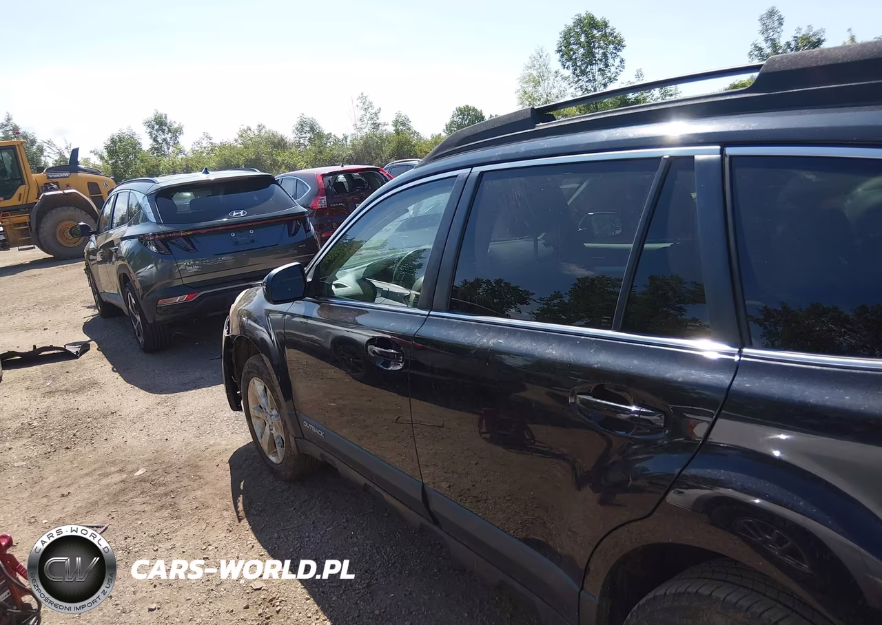 2014 Subaru Outback 2.5I Premium VIN:4S4BRBCC8E3325741 - 14