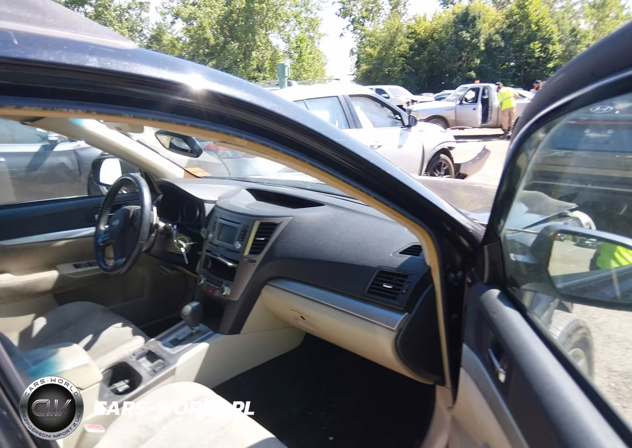 2014 Subaru Outback 2.5I Premium VIN:4S4BRBCC8E3325741 - 5