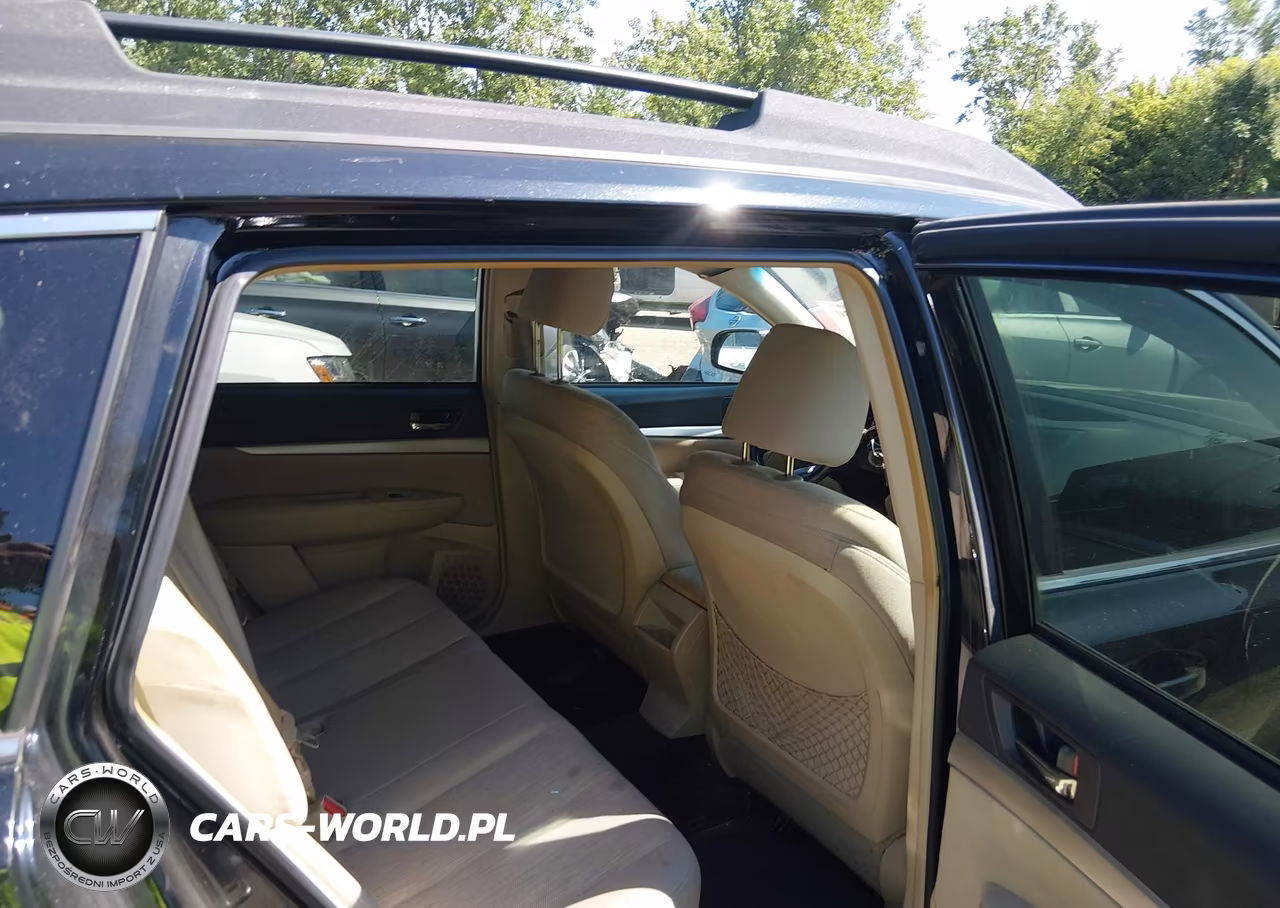 2014 Subaru Outback 2.5I Premium VIN:4S4BRBCC8E3325741 - 8