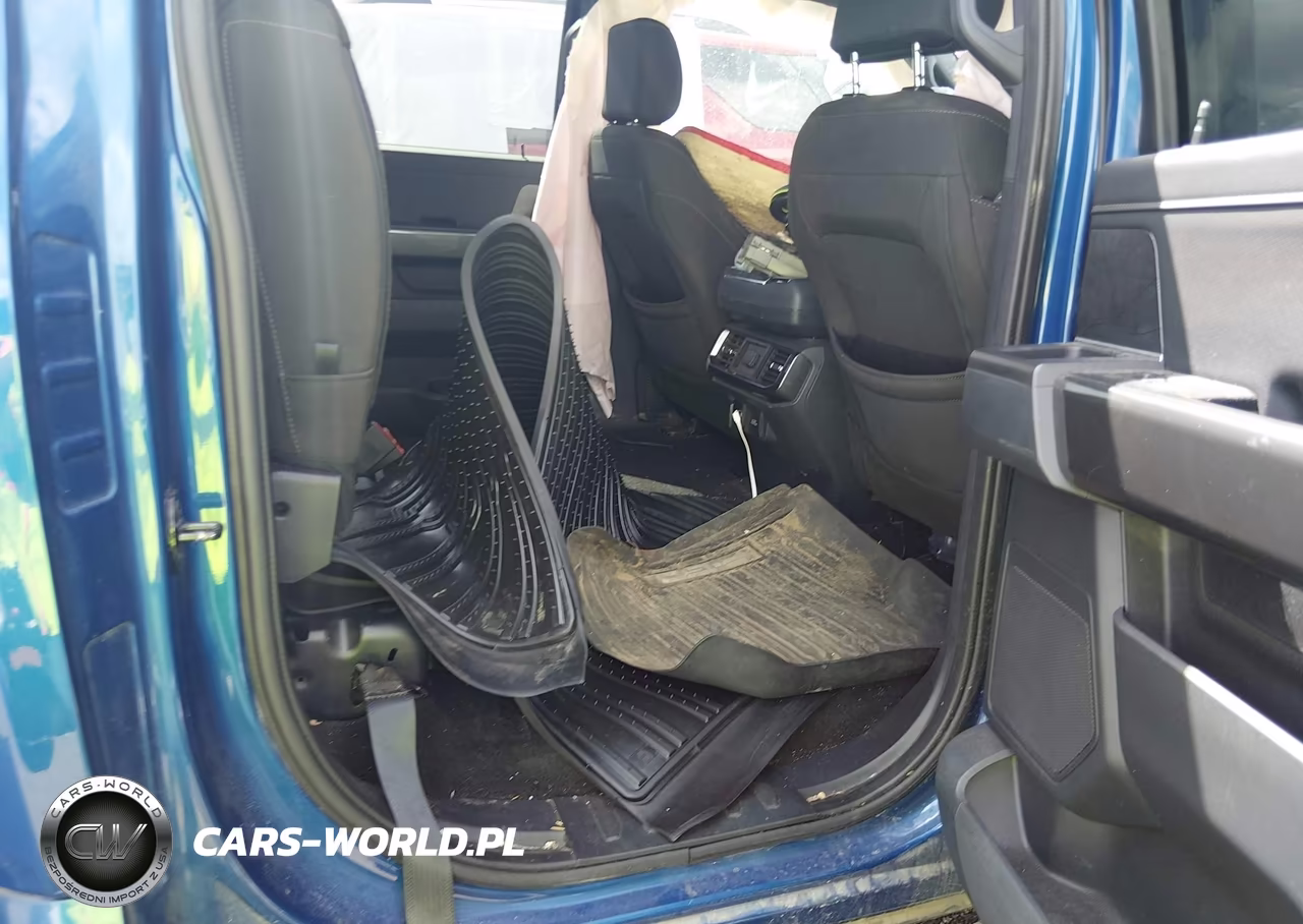 2023 Ford F-150 Xlt VIN:1FTEW1EP1PKD15081 - 8