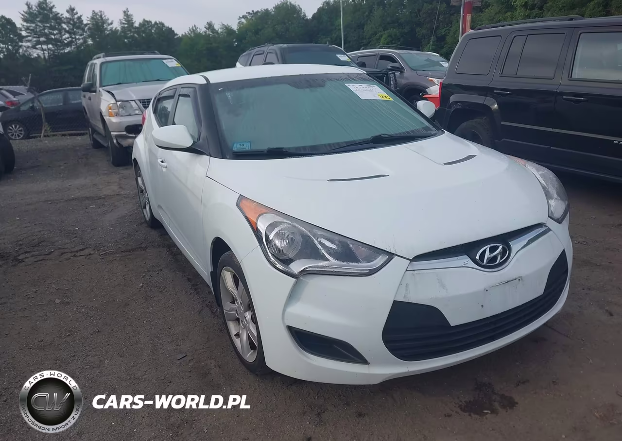 2013 Hyundai Veloster Base W-Black – zdjęcie 1 z 16