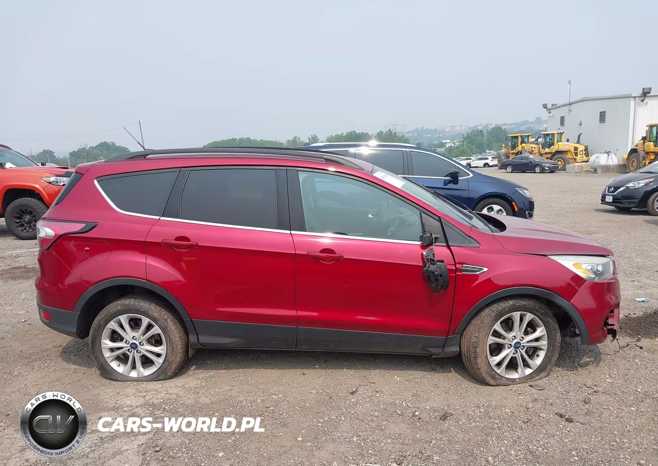 2017 Ford Escape Se VIN:1FMCU9GDXHUD33918 - 13