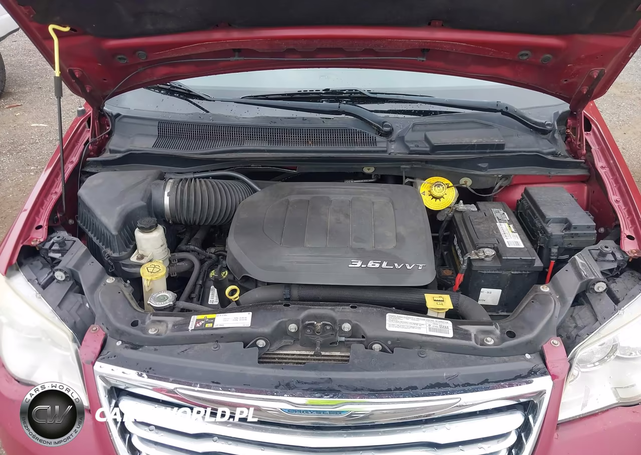 2014 Chrysler Town & Country Touring VIN:2C4RC1BGXER396384 - 10