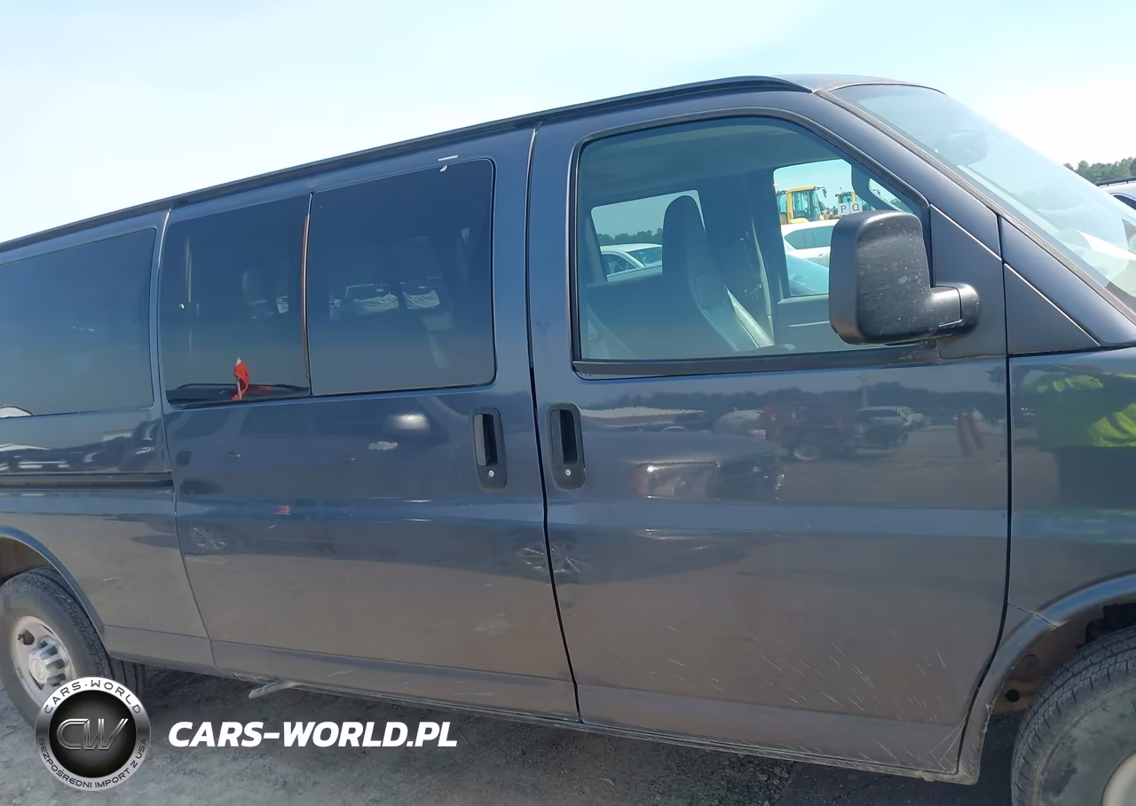 2017 Chevrolet Express 3500 Ls VIN:1GAZGNFG1H1294205 - 13