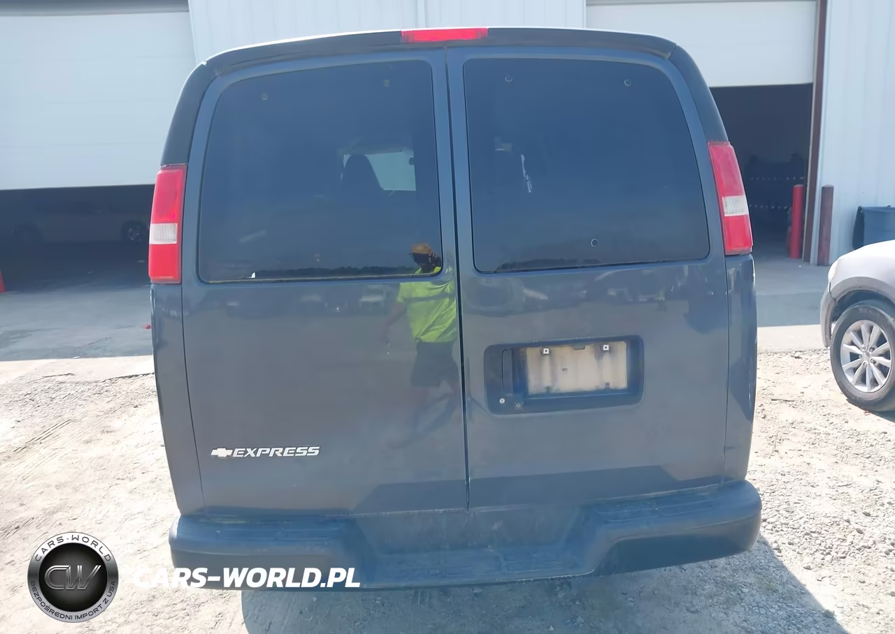 2017 Chevrolet Express 3500 Ls VIN:1GAZGNFG1H1294205 - 16
