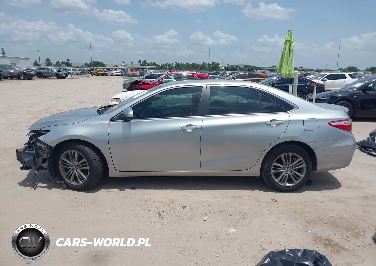 2015 Toyota Camry Se VIN:4T1BF1FKXFU022154 - 15