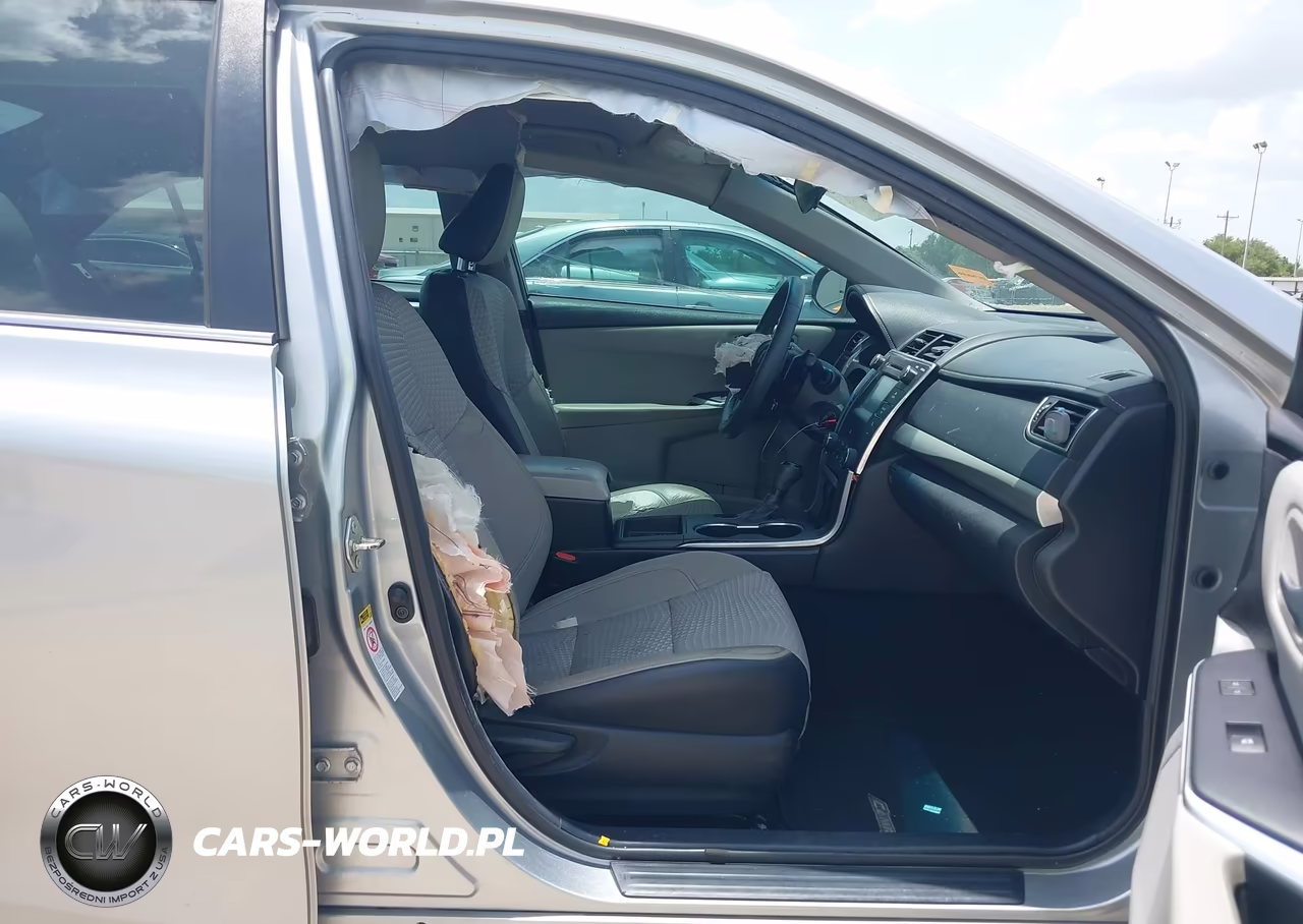 2015 Toyota Camry Se VIN:4T1BF1FKXFU022154 - 5