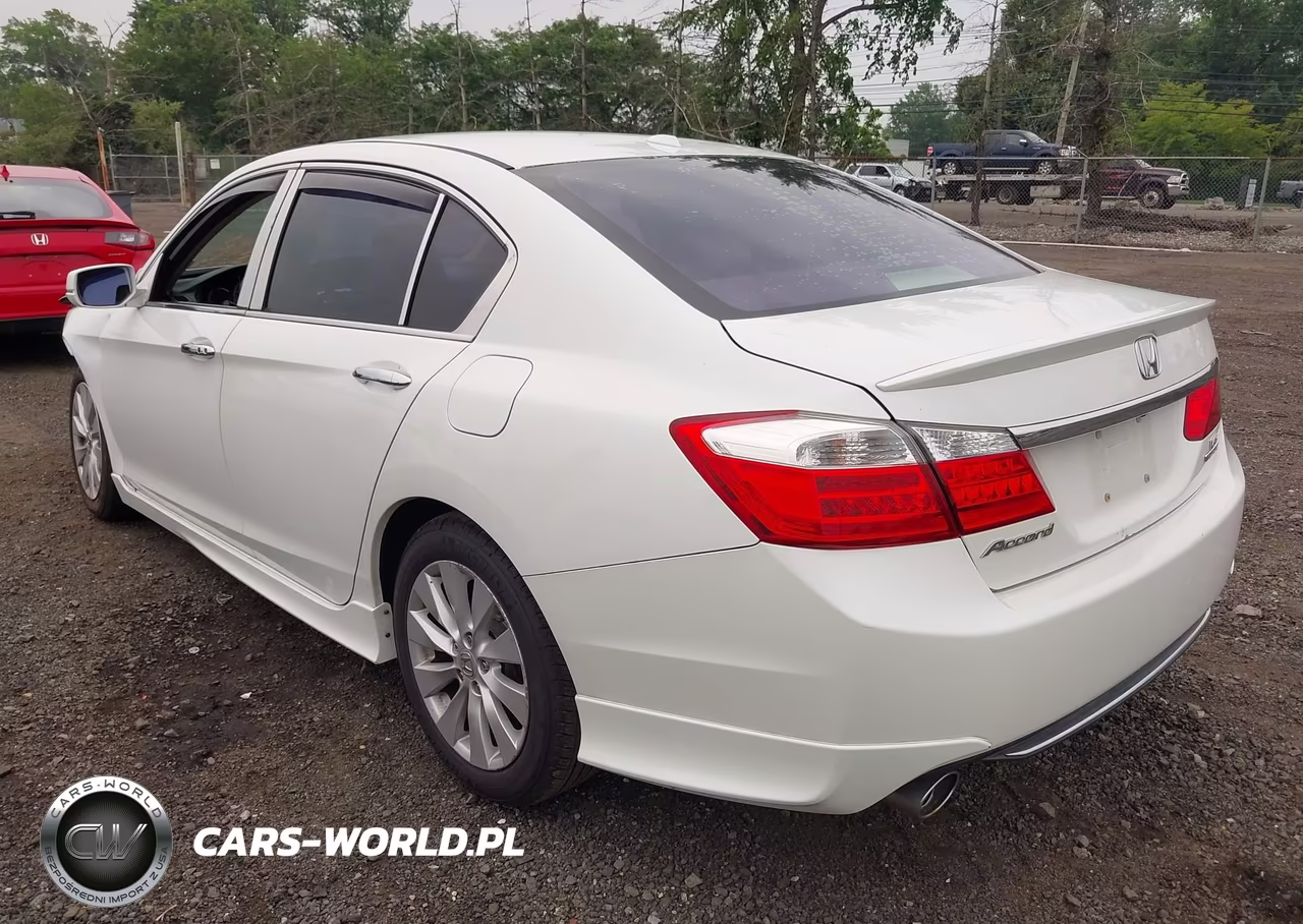 2014 Honda Accord Touring VIN:1HGCR3F99EA012743 - 3