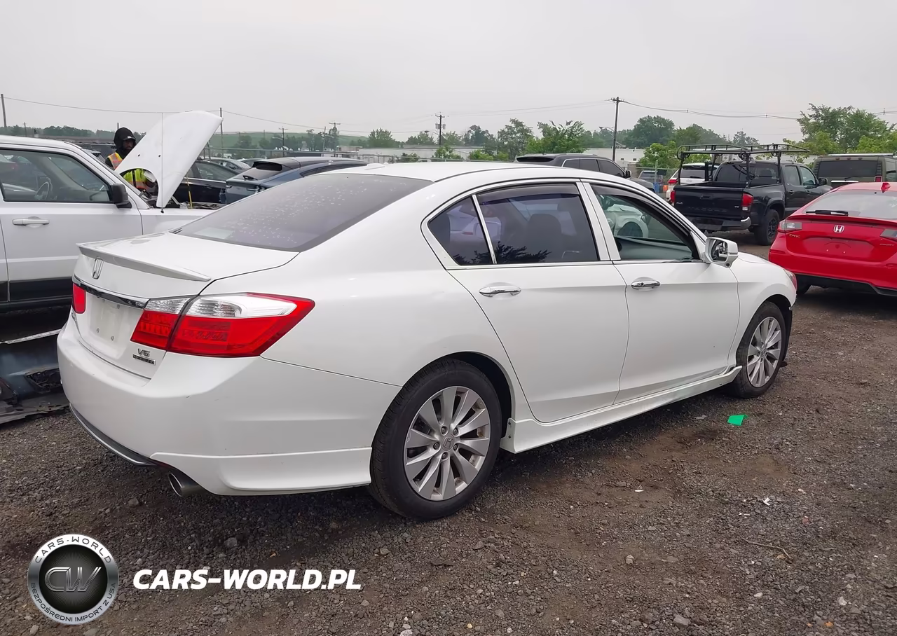 2014 Honda Accord Touring VIN:1HGCR3F99EA012743 - 4