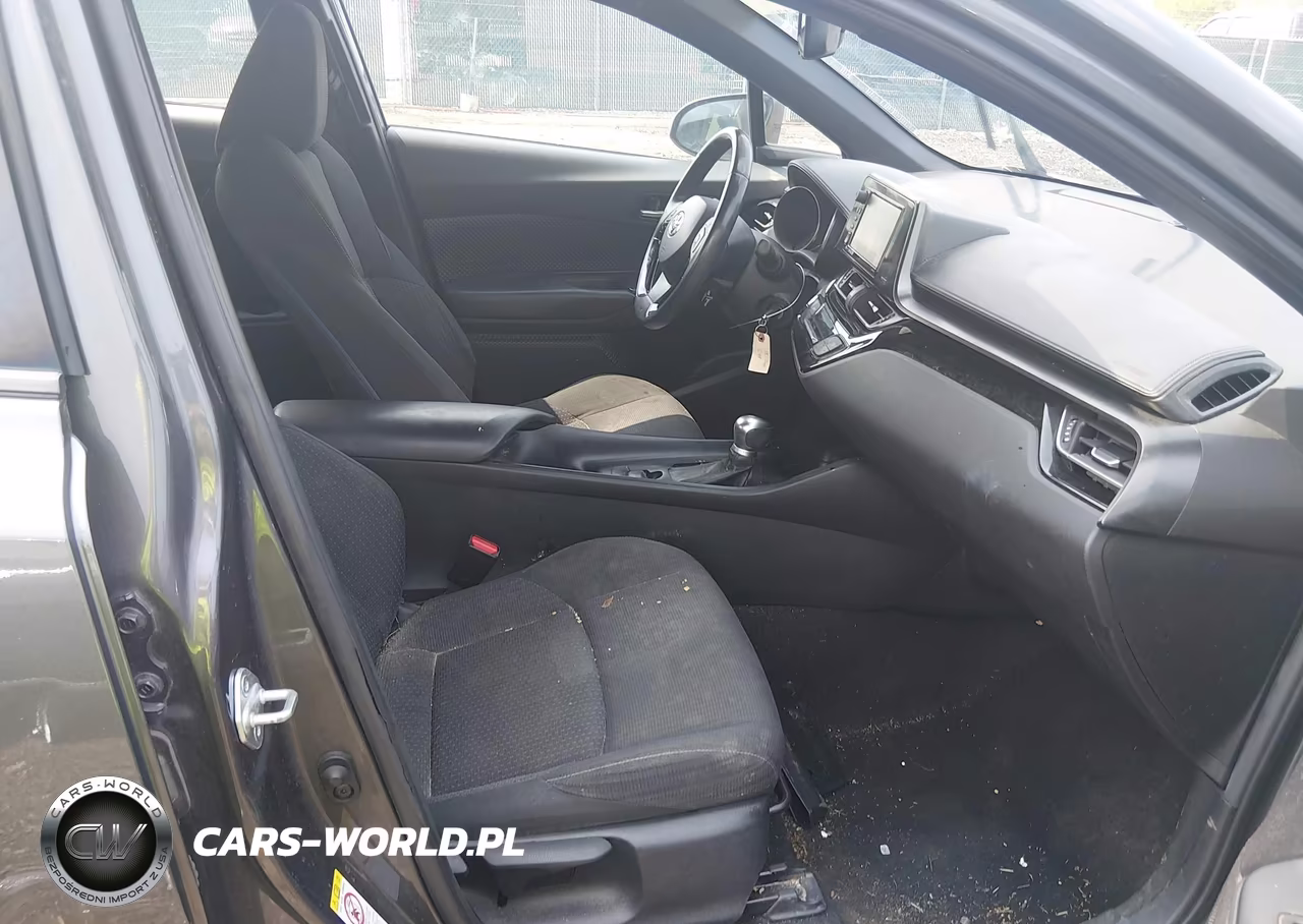 2018 Toyota C-Hr Xle VIN:NMTKHMBX6JR007390 - 5