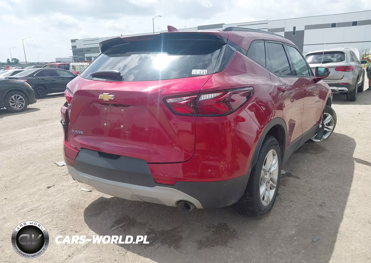 2019 Chevrolet Blazer VIN:3GNKBCRS3KS642255 - 4