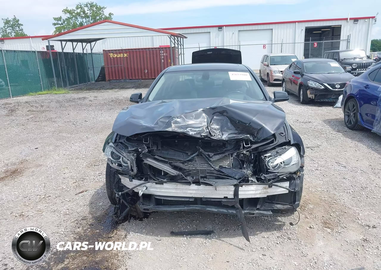 2011 BMW 550 Xi VIN:WBAFU9C53BC783906 - 13