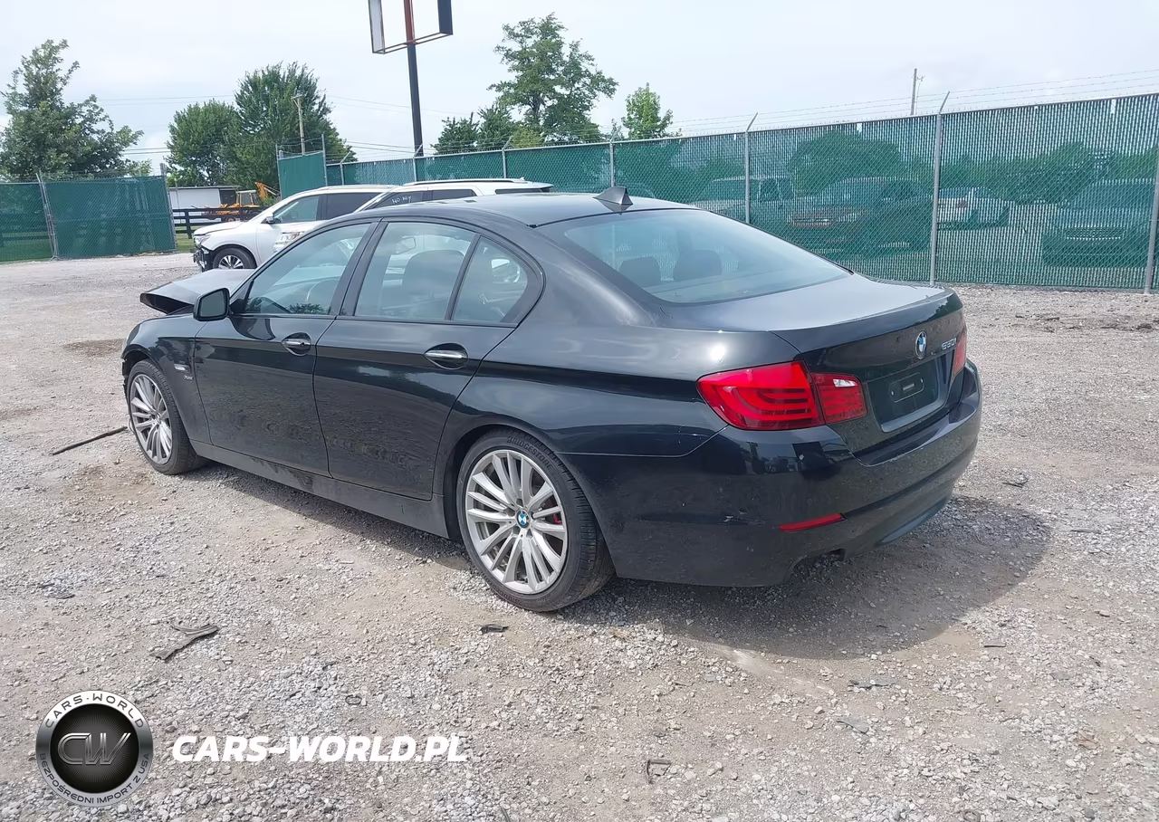 2011 BMW 550 Xi VIN:WBAFU9C53BC783906 - 3