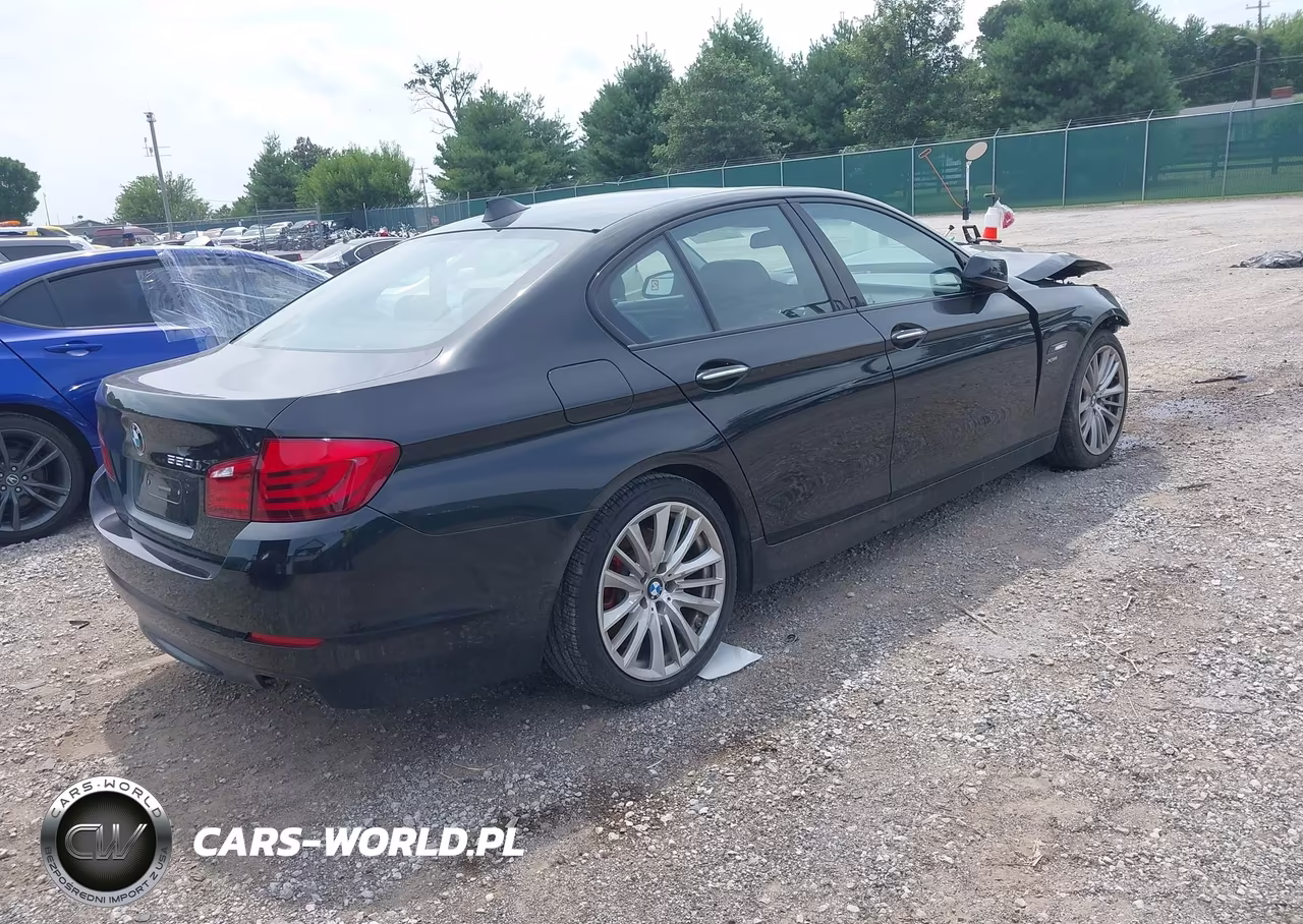 2011 BMW 550 Xi VIN:WBAFU9C53BC783906 - 4