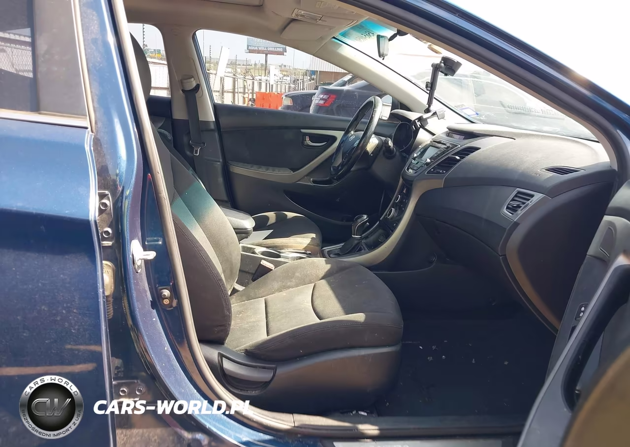 2016 Hyundai Elantra Value Edition VIN:KMHDH4AE4GU564616 - 5