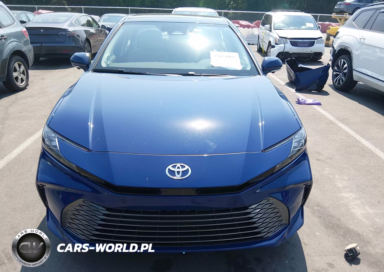 2026 Toyota Camry Xle VIN:4T1DAACKXTU317360 - 13