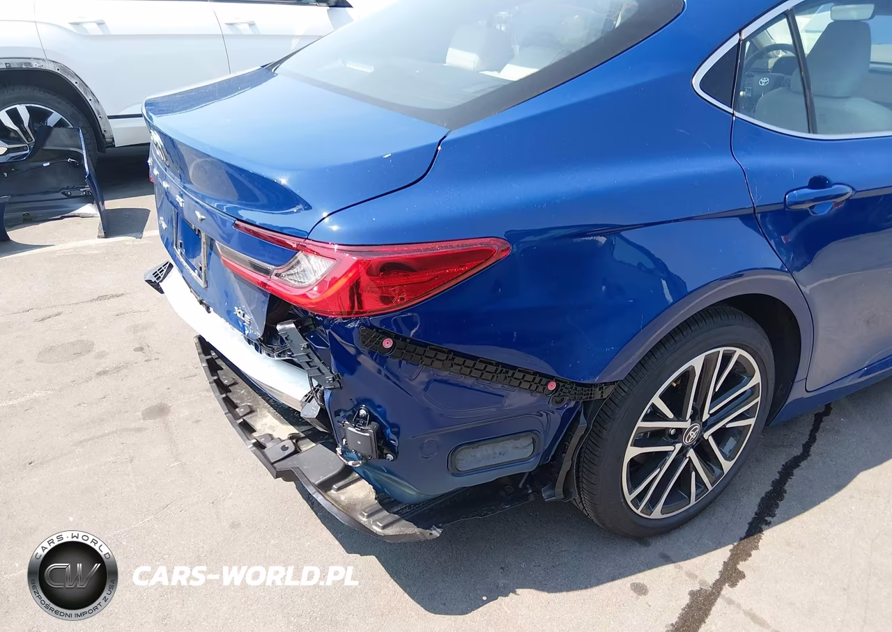 2026 Toyota Camry Xle VIN:4T1DAACKXTU317360 - 18
