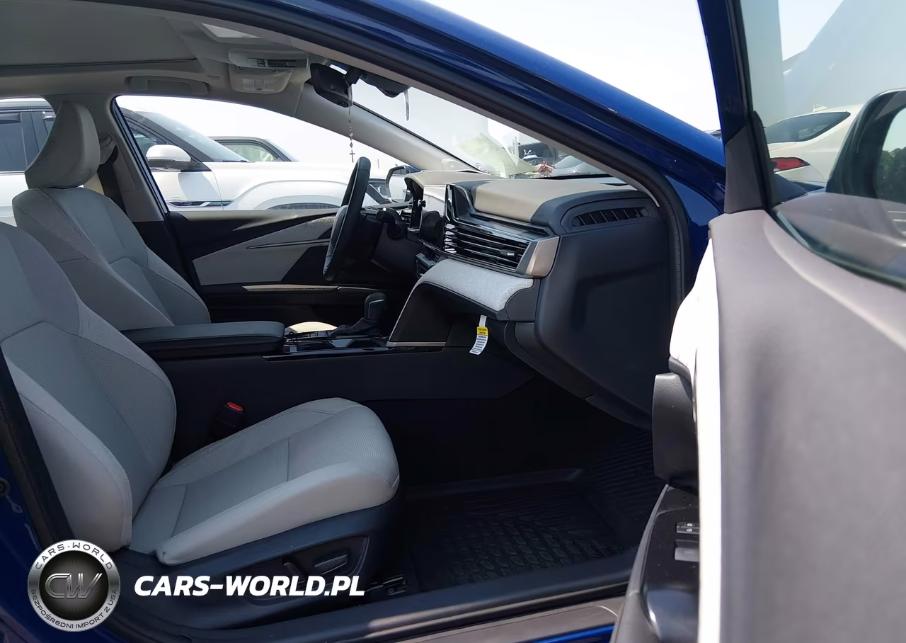2026 Toyota Camry Xle VIN:4T1DAACKXTU317360 - 5