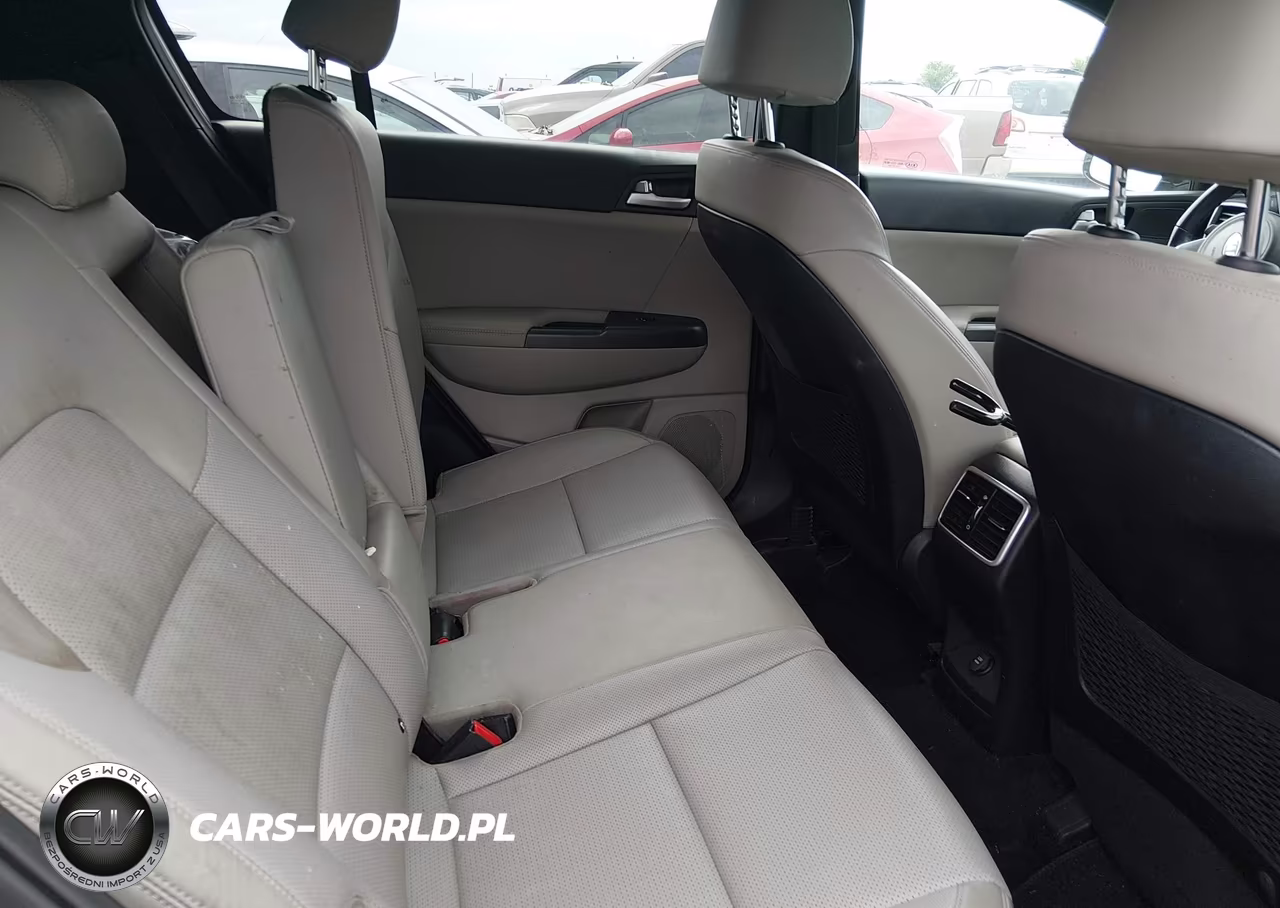 2020 Kia Sportage S VIN:KNDP6CAC2L7831907 - 8
