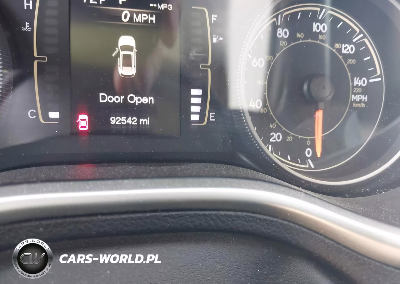 2017 Jeep Cherokee Latitude VIN:1C4PJMCB4HW611769 - 15