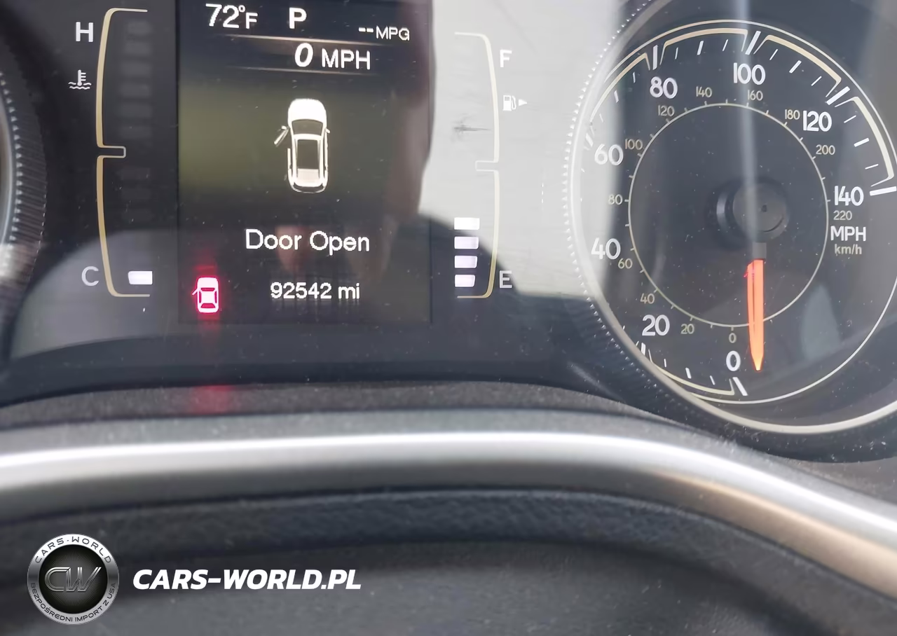 2017 Jeep Cherokee Latitude VIN:1C4PJMCB4HW611769 - 7